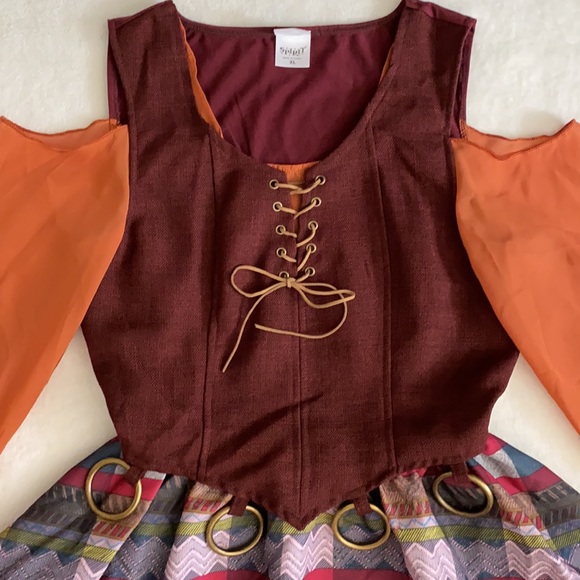 Spirit Kids Costume with Orange and Burgundy - Picture 4 of 16
